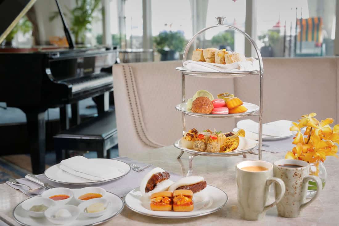 14 Satisfying Buffets