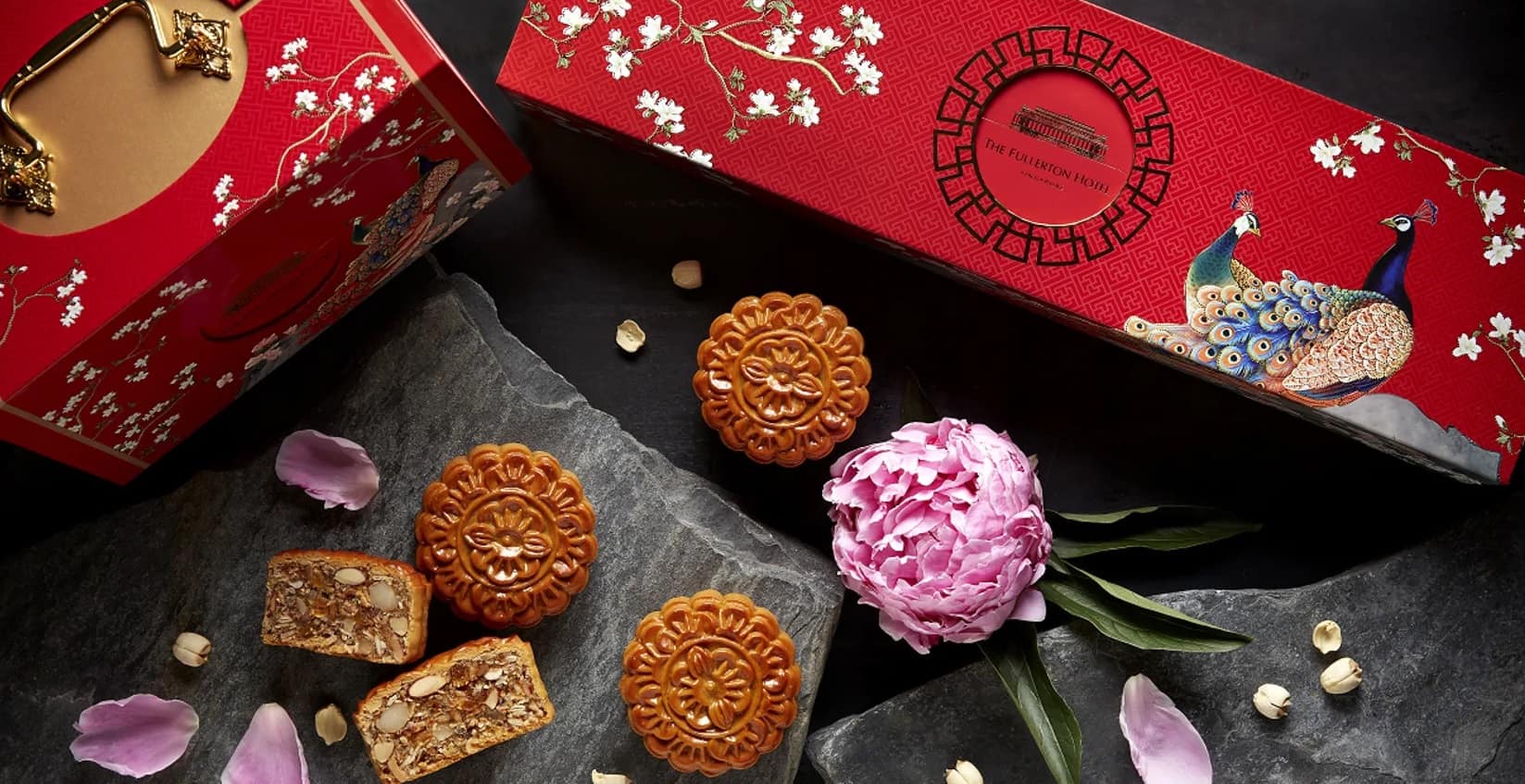The Fullerton Hotel Mooncake